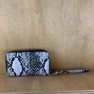 Wristlet Zippered Patterned